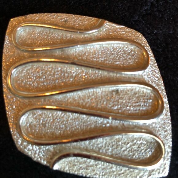 SARAH COVENTRY - Vintage (1961) Signed Silvertone “Silvery Nile” Pendant/Brooch - Picture 11 of 11